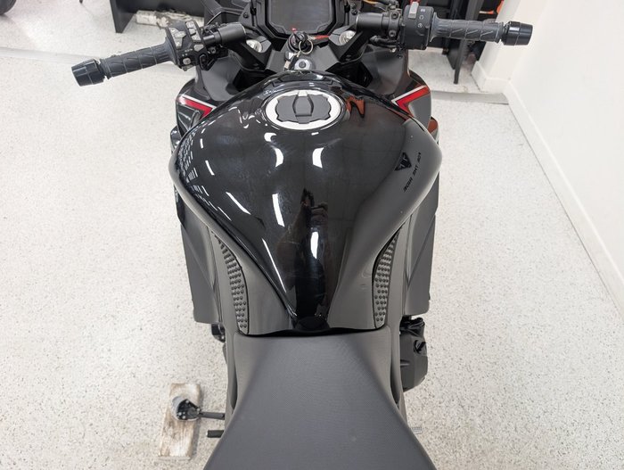 2022 Kawasaki NINJA 1000SX grey