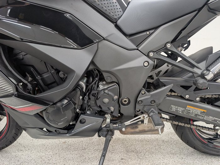 2022 Kawasaki NINJA 1000SX grey