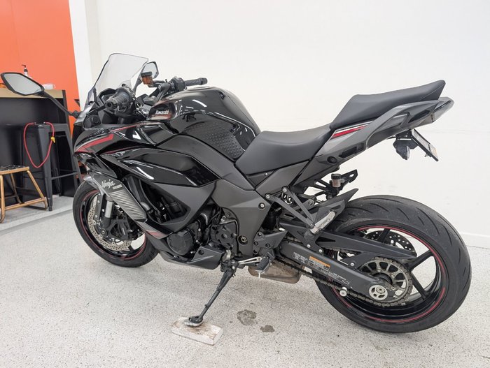 2022 Kawasaki NINJA 1000SX grey