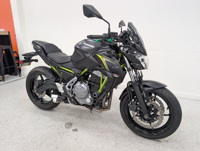 Kawasaki Z650L (LAMS)