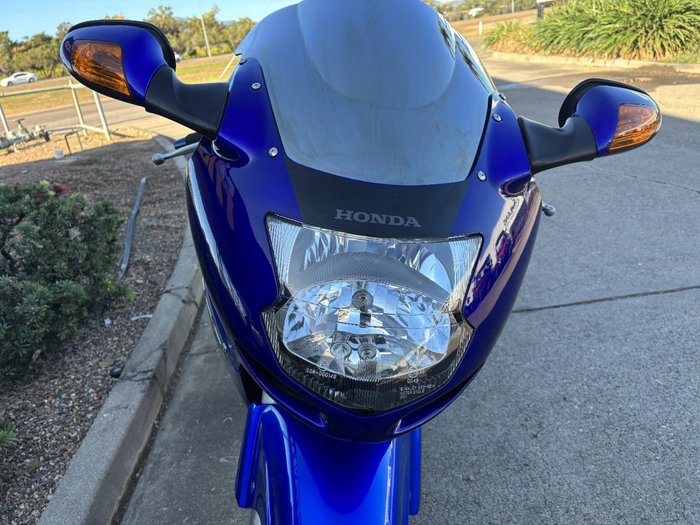 2005 Honda CBR1100XX (SUPER BLACKBIRD) Blue