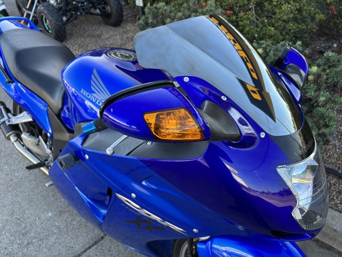 2005 Honda CBR1100XX (SUPER BLACKBIRD)