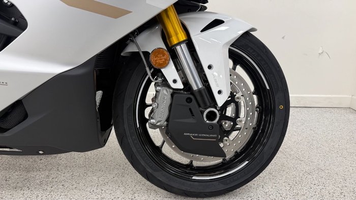 2026 CFMOTO 750SR-S Sports White