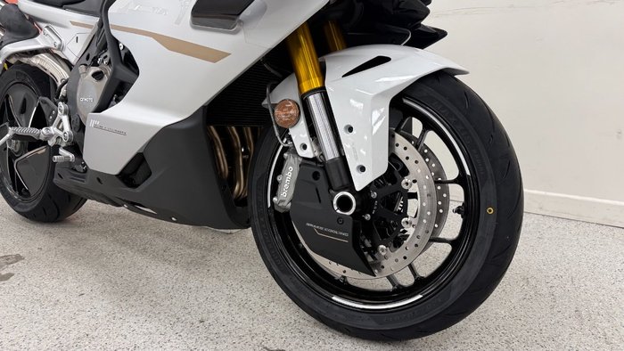 2026 CFMOTO 750SR-S Sports White