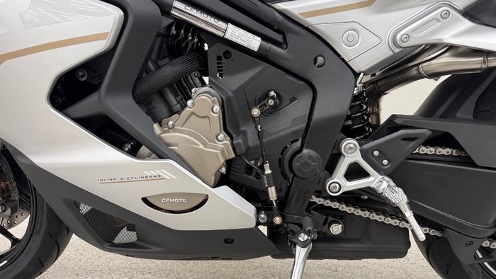2026 CFMOTO 750SR-S Sports White