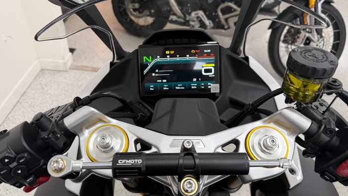 2026 CFMOTO 750SR-S Sports White