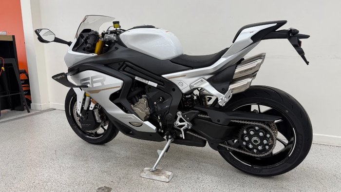 2026 CFMOTO 750SR-S Sports White