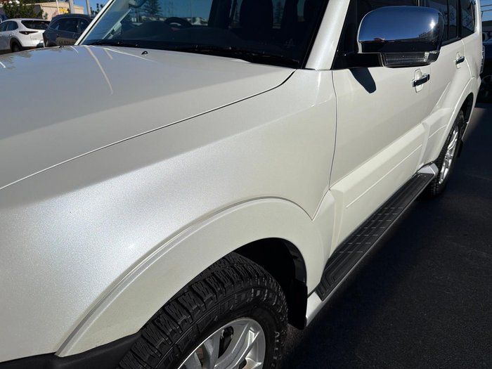 2019 Mitsubishi Pajero GLX