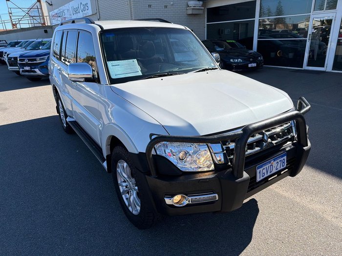2019 Mitsubishi Pajero GLX