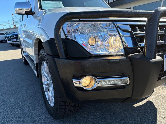 2019 Mitsubishi Pajero GLX