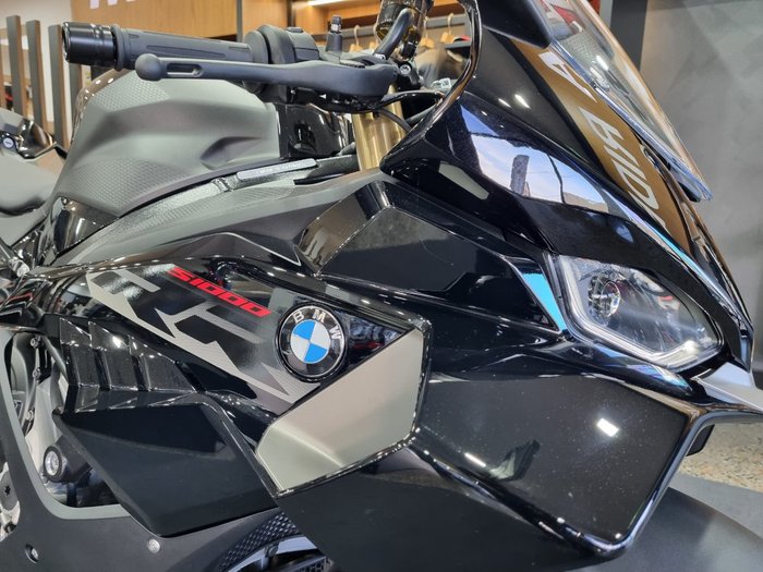 2026 BMW Motorrad S 1000 RR RACE BLACK STORM METALLIC