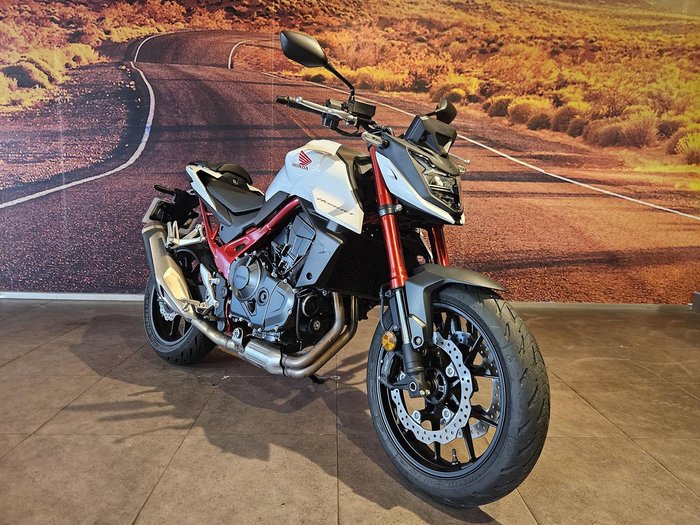 2023 Honda CB750 Hornet CB White
