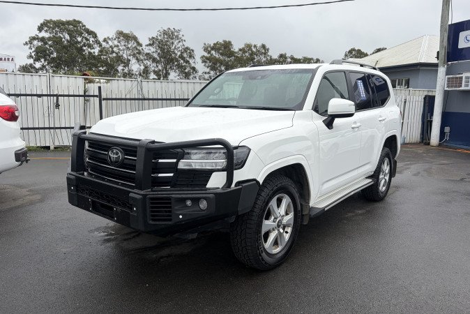 2024 TOYOTA LANDCRUISER