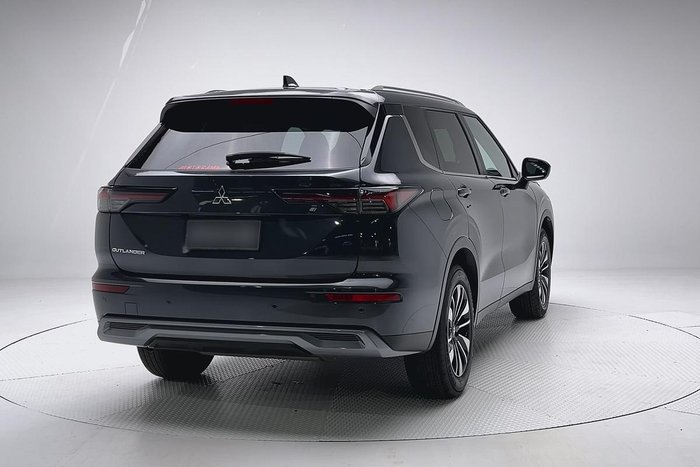 2025 Mitsubishi Outlander