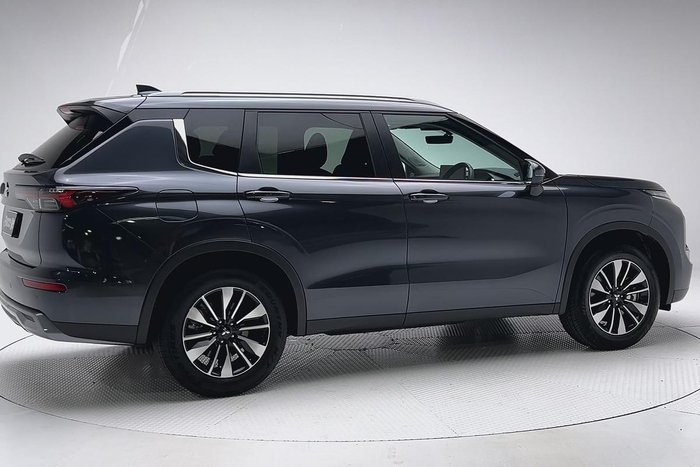 2025 Mitsubishi Outlander