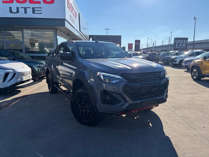 2025 Isuzu D-MAX BLADE