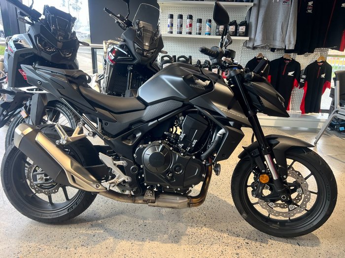 2025 Honda CB750 (HORNET) BLACK