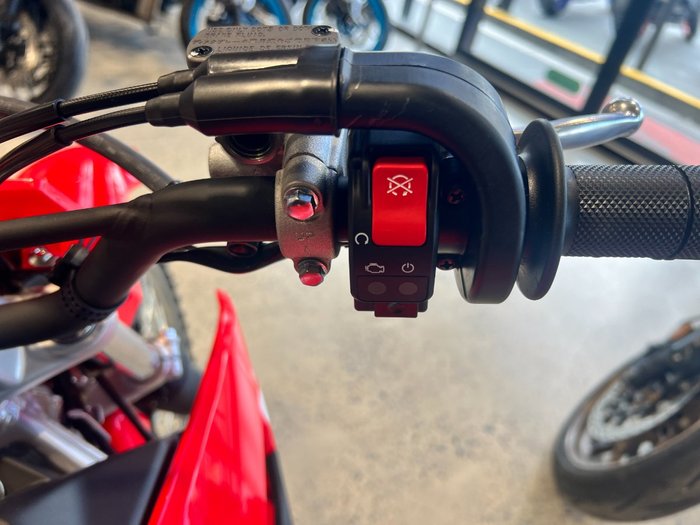 2026 Honda CRF125F RED