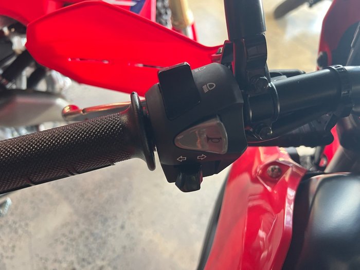 2026 Honda CRF300LA RED