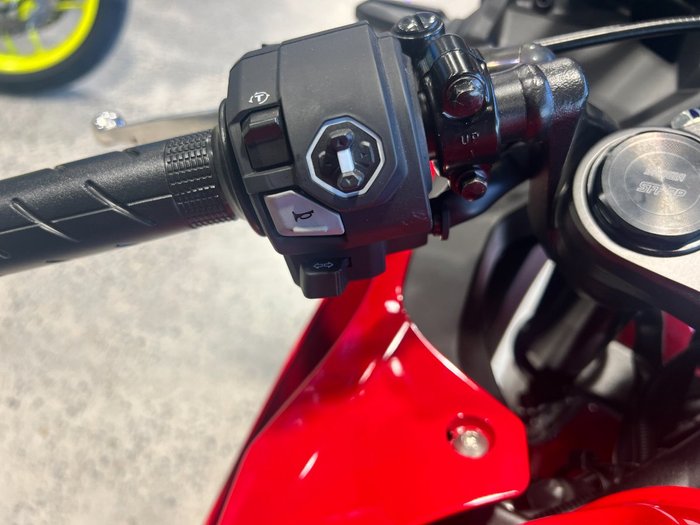 2026 Honda CBR500RA (ABS) LAMS RED