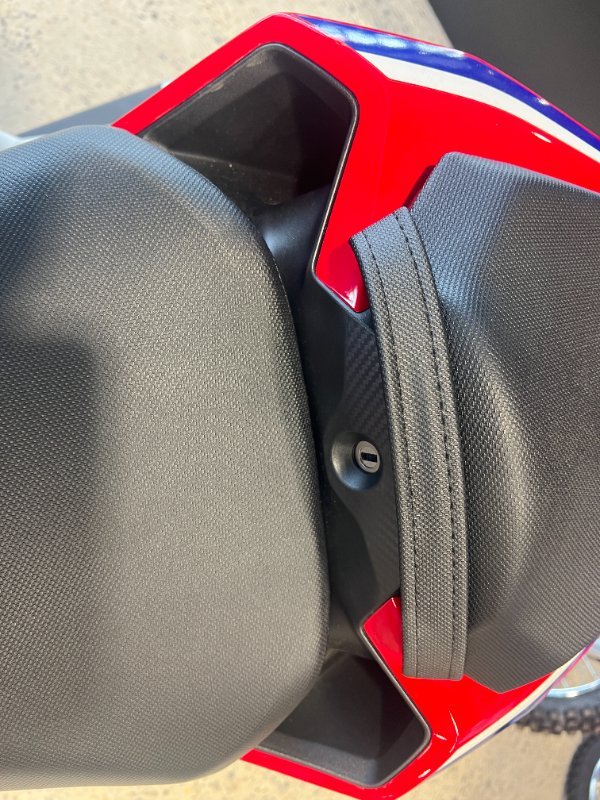 2026 Honda CBR500RA (ABS) LAMS RED