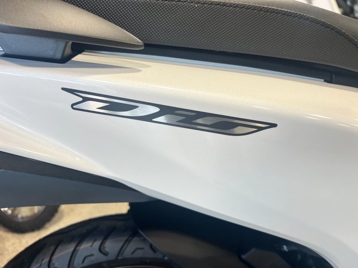 2027 Honda NSC110 DIO WHITE