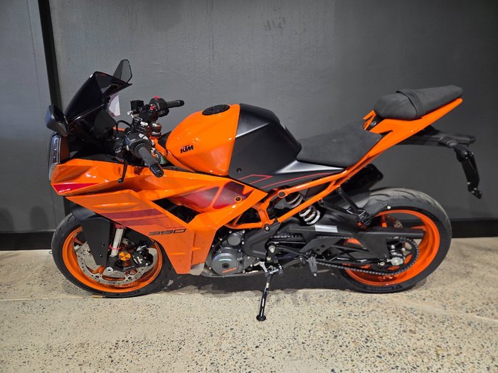 2024 Ktm RC 390 ORANGE