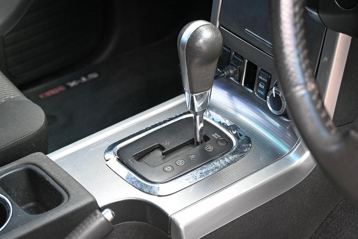 2011 Nissan Navara ST-X 550