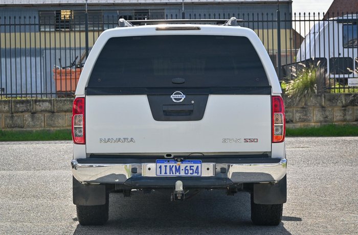 2011 Nissan Navara ST-X 550