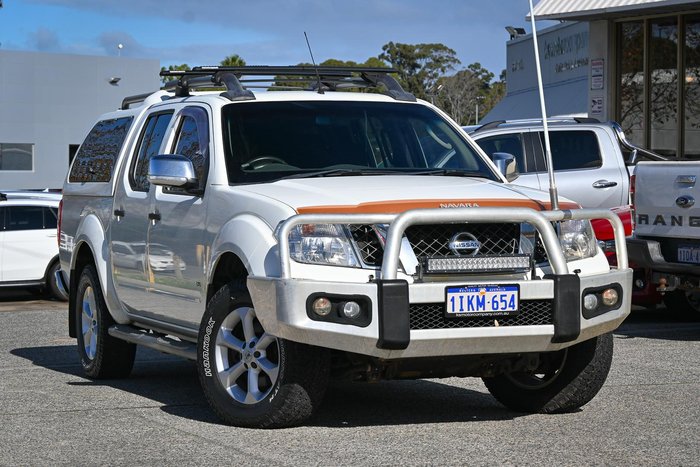 2011 Nissan Navara ST-X 550