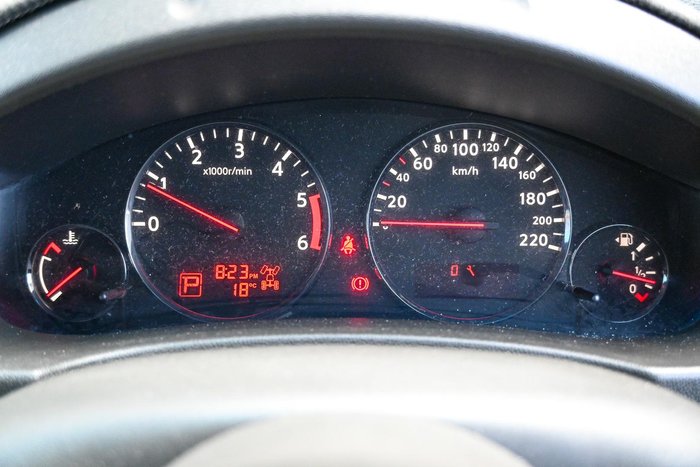 2011 Nissan Navara ST-X 550