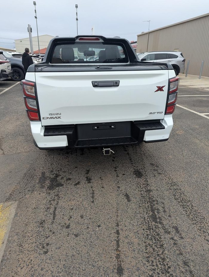 2026 Isuzu D-MAX X-TERRAIN MY25.5 4X4 Dual Range Mineral White