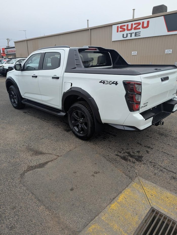 2026 Isuzu D-MAX X-TERRAIN MY25.5 4X4 Dual Range Mineral White