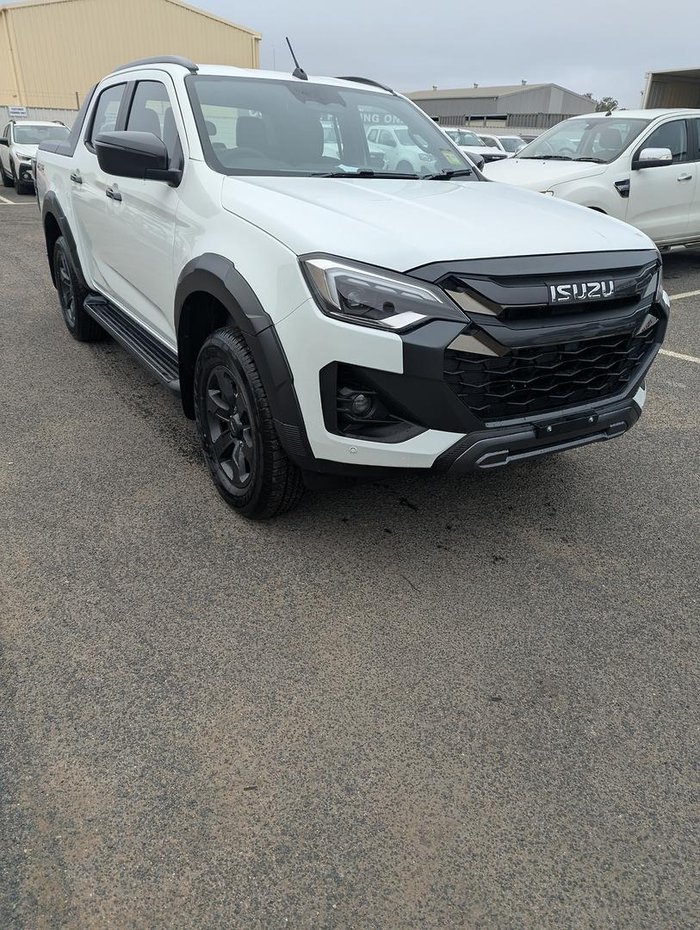 2026 Isuzu D-MAX X-TERRAIN MY25.5 4X4 Dual Range Mineral White