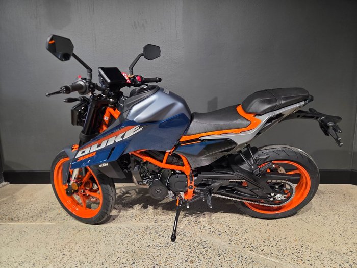 2025 Ktm 390 DUKE ORANGE
