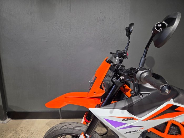2026 Ktm 390 SMC R ORANGE