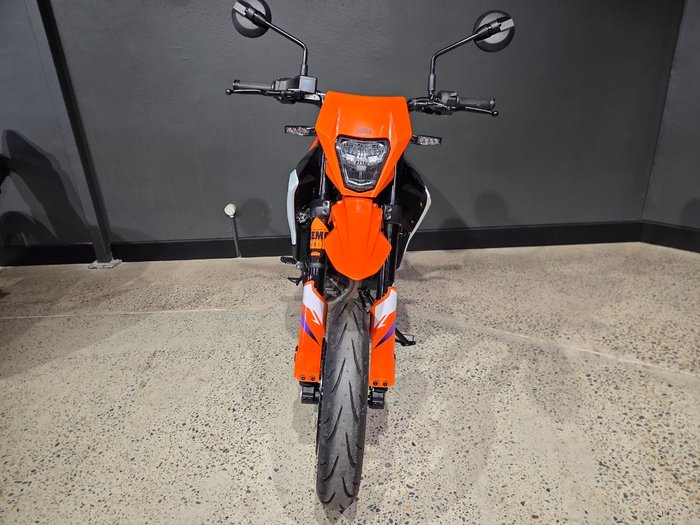 2026 Ktm 390 SMC R ORANGE