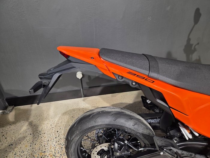 2026 Ktm 390 SMC R ORANGE