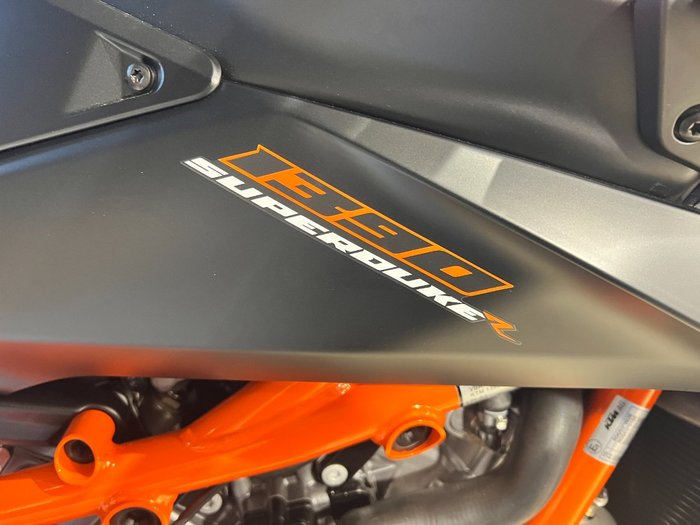 2026 Ktm 1290 SUPER DUKE R EVO ORANGE