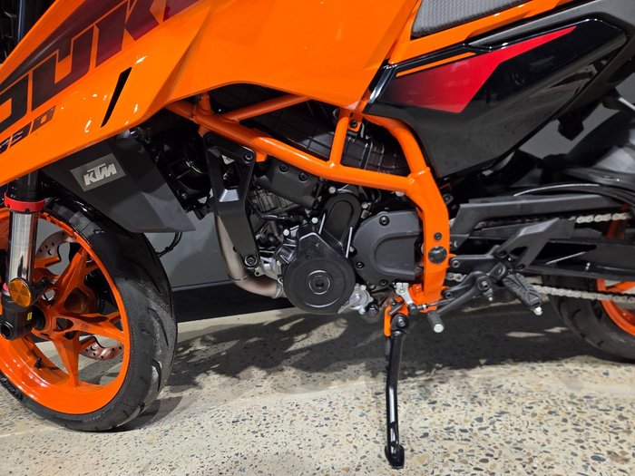 2025 Ktm 390 DUKE ORANGE