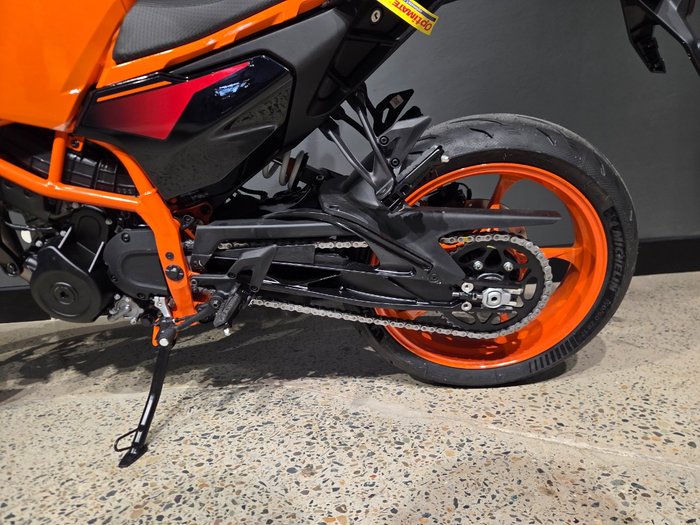 2025 Ktm 390 DUKE ORANGE