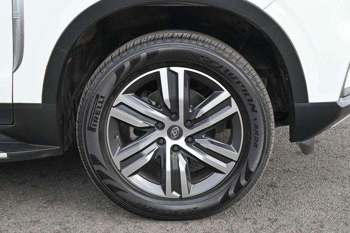 2023 LDV D90 Executive