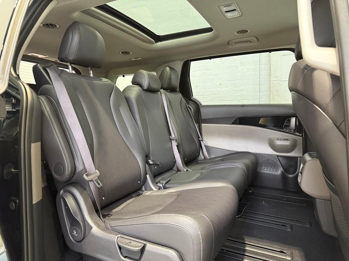 2026 Kia Carnival GT-Line