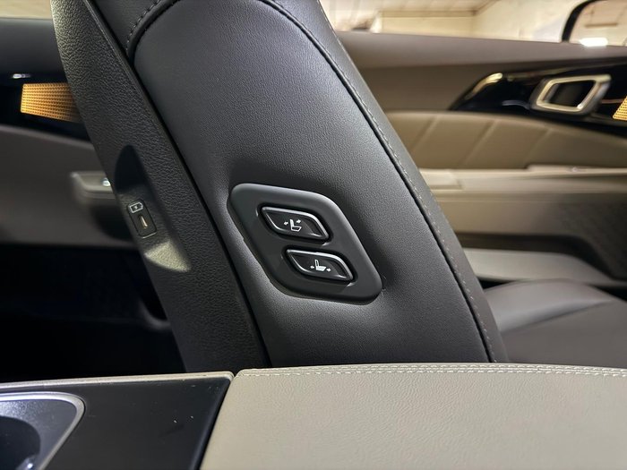2026 Kia Carnival GT-Line