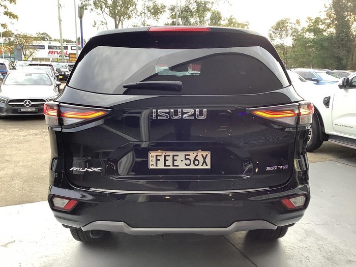 2022 Isuzu MU-X LS-T