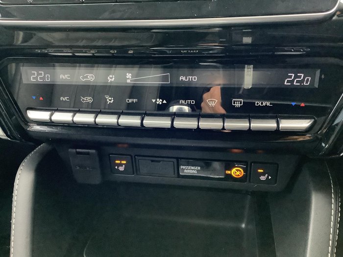 2022 Isuzu MU-X LS-T