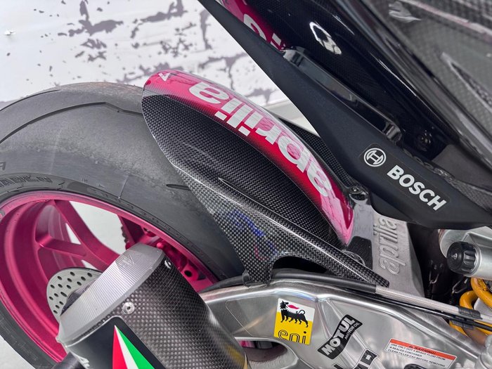 2016 Aprilia RSV4 RF RSV4 Grey