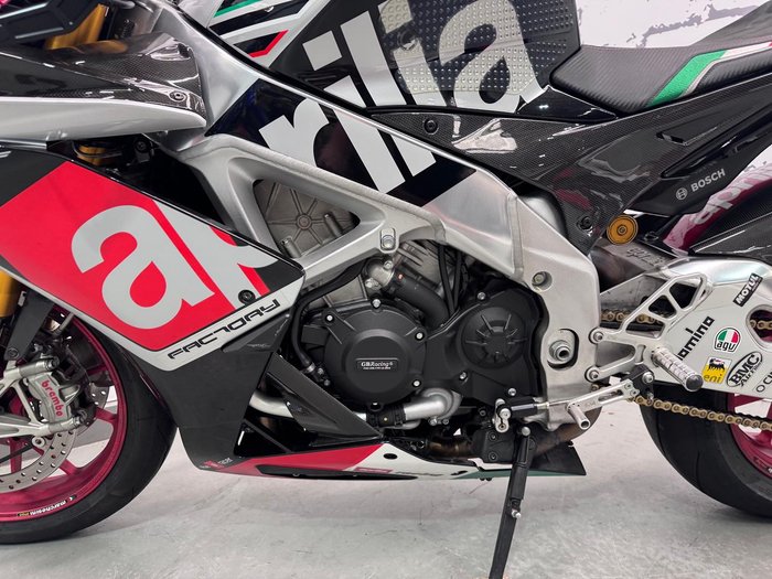 2016 Aprilia RSV4 RF RSV4 Grey