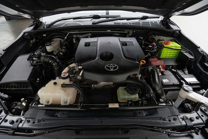 2021 Toyota Hilux SR5