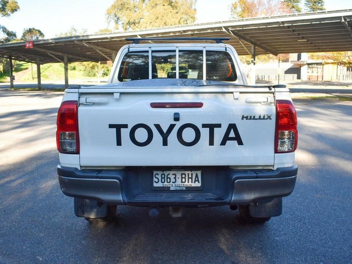 2015 Toyota Hilux SR